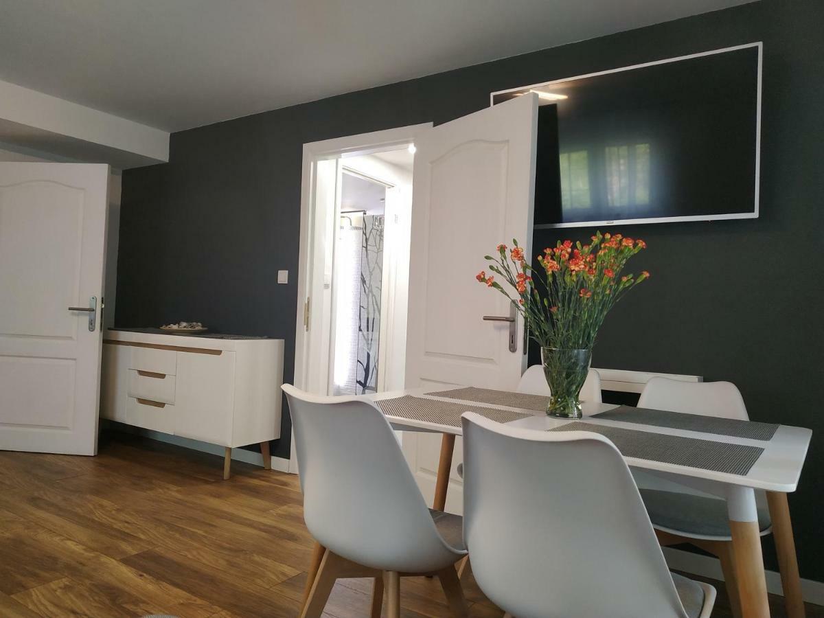 שצ'קלארסקה פוראובה Villa Lupus - Apartament Z Prywatna Sauna מראה חיצוני תמונה